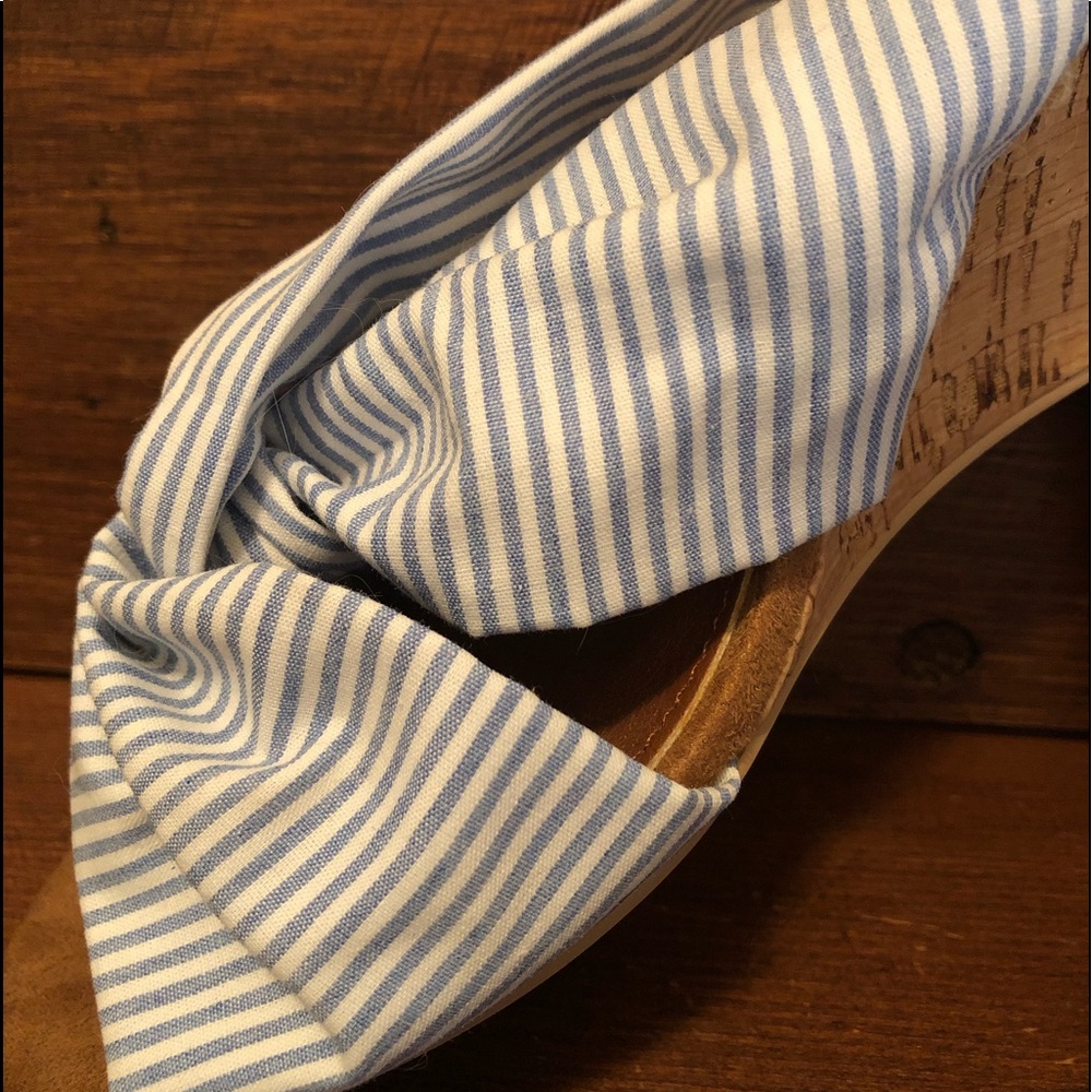 Lulus Sandals - Picture 2 of 3